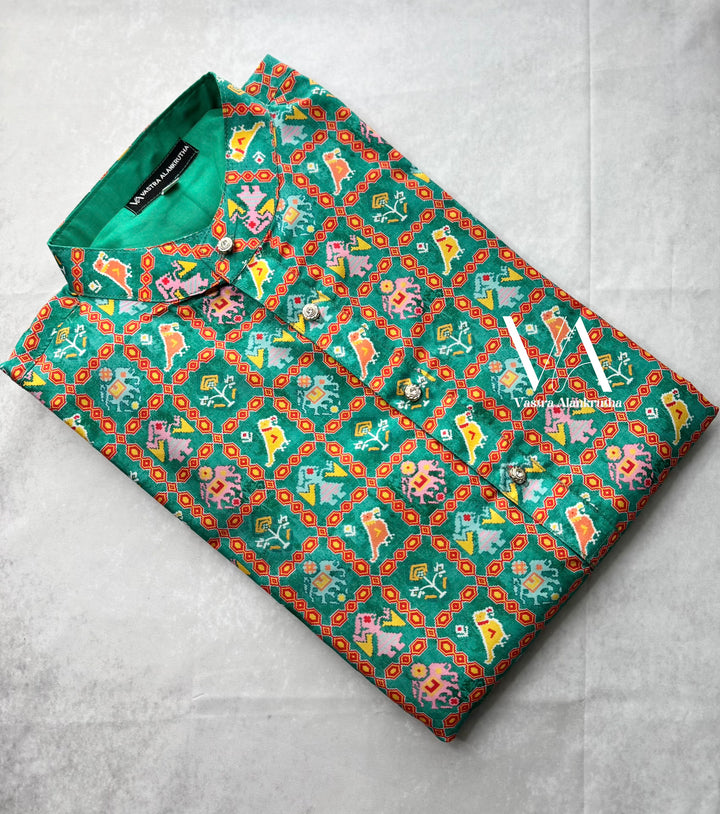 Light Green Patola Print Kurta for Men | VA01017